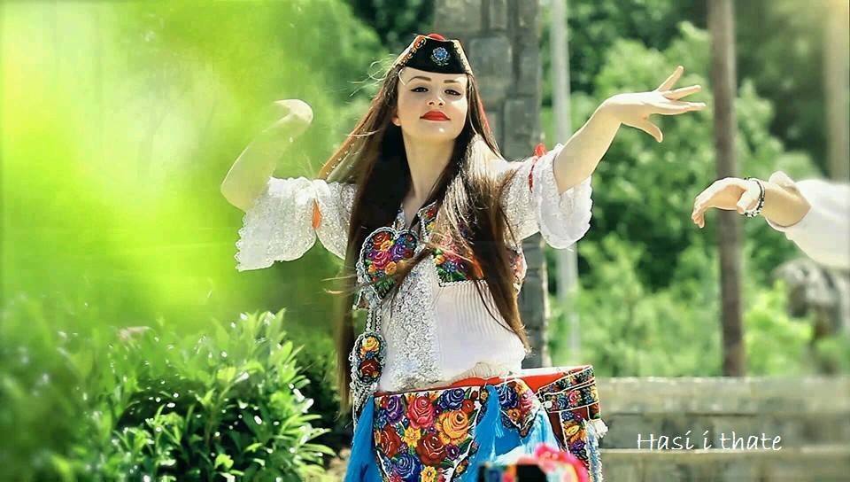 Si dukeshin dasmat ne Has