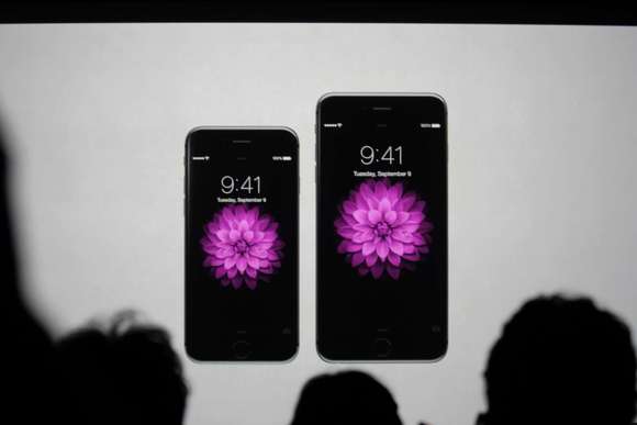 Apple introduces iPhone 6 and iPhone 6 Plus