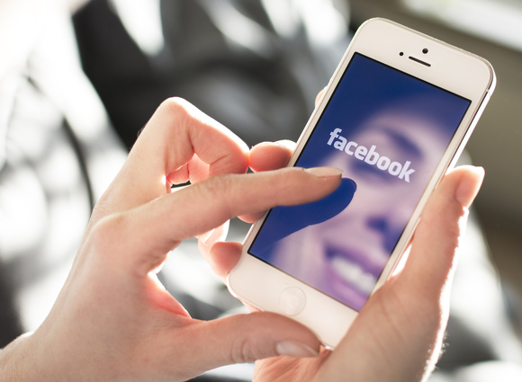 How Facebook’s new ad platform lets brands track you around the web