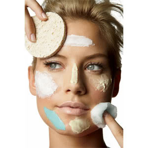DO YOU KNOW WHAT’S IN YOUR SKIN CARE PRODUCTS?