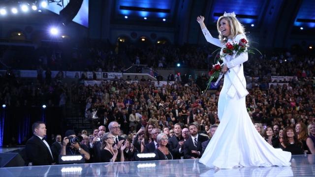 Miss USA, a lovely back from New York