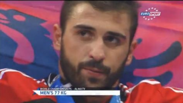 Momenti kur Godelli u shpall kampion bote (Video)