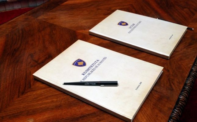Kosova edhe zyrtarisht shënon 7 vjetorin e saj me Kushtetutë